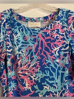 Beautiful summer dress size XS
Tropical vibes